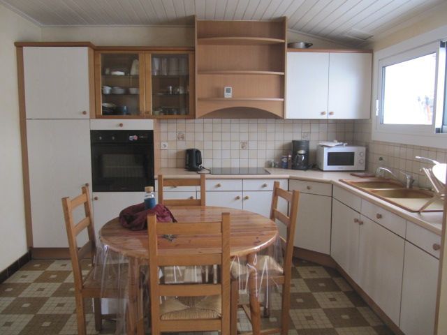 BOUIN - LOCATION POUR SAISONNIER